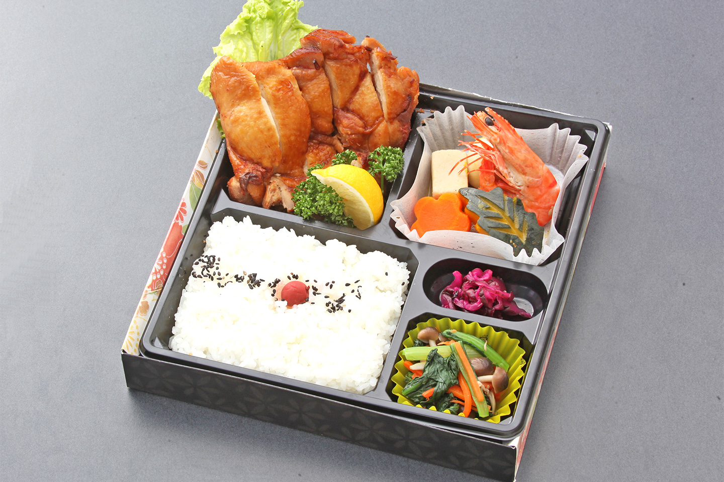 チキンステーキ幕の内弁当 | 彦根で弁当、オードブルの宅配